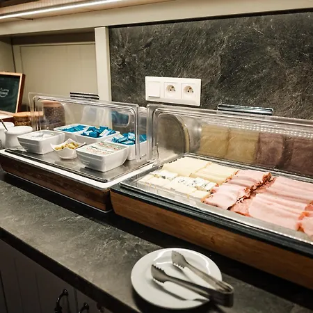 Konukevi Wellness U Gigantu 4*